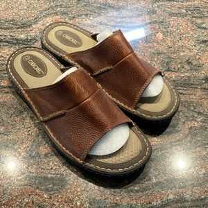 Cherokee leather slides NWOT